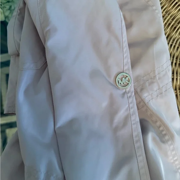 Women's Michael Kors Light Pink Hooded Rain Jacket Sz S - Picture 15 of 15